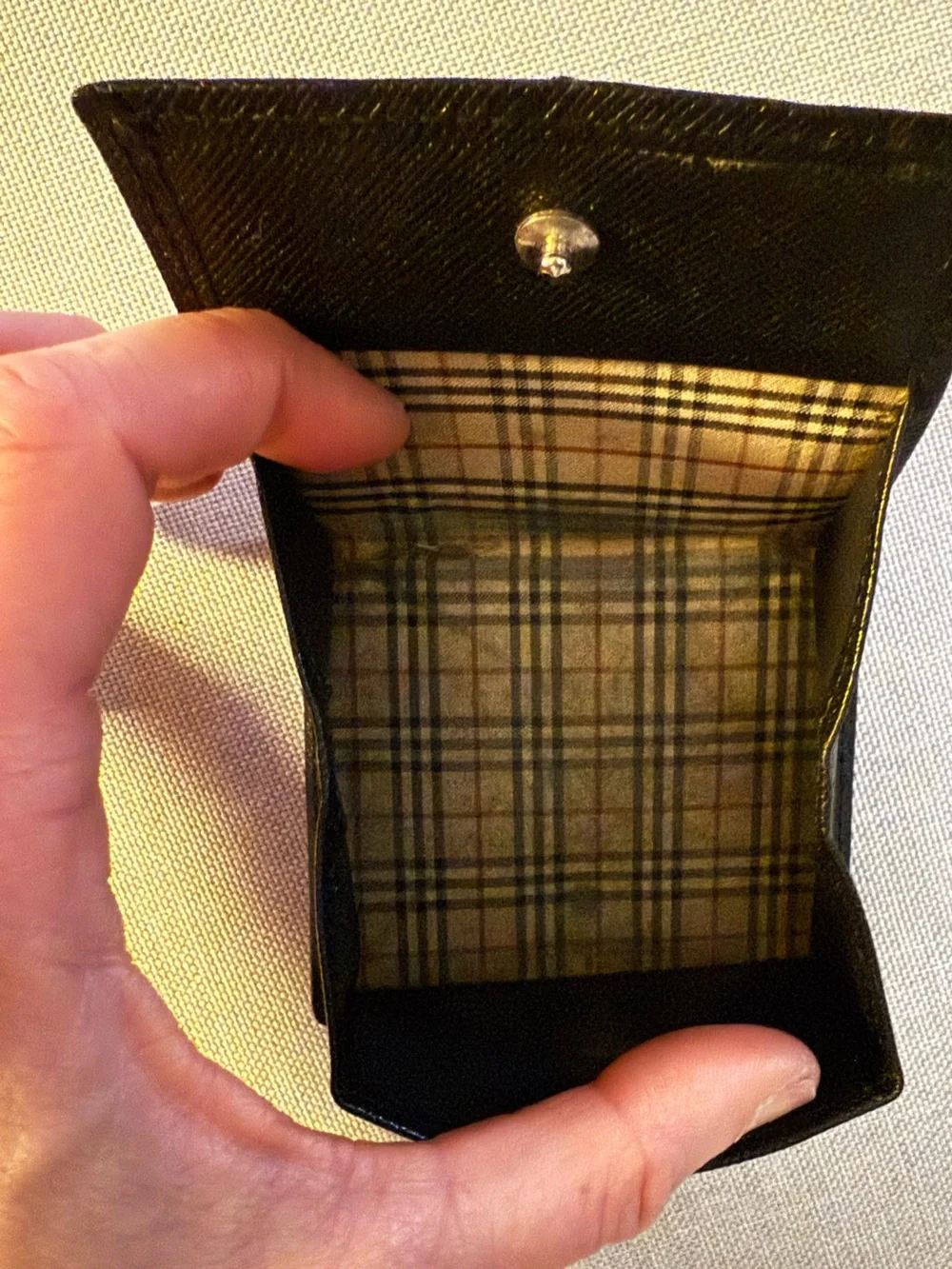 BURBERRY SAFFIANO LEATHER NOVACHECK LINED CARD HOLDER coin purse w snap closure